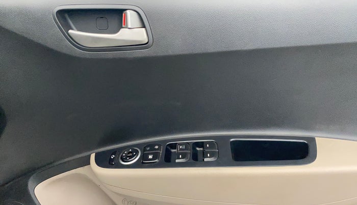 2013 Hyundai Grand i10 SPORTZ 1.2 KAPPA VTVT, Petrol, Manual, 42,509 km, Driver Side Door Panels Control