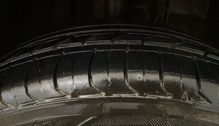 2019 Tata Tiago XZA PETROL, Petrol, Automatic, 46,778 km, Right Front Tyre Tread