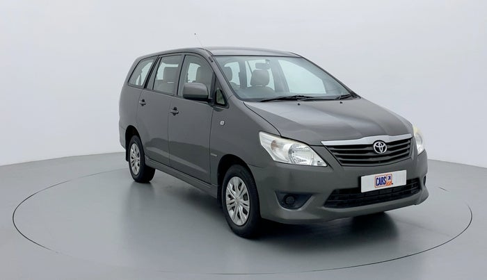 2012 Toyota Innova 2.5 GX 7 STR BS IV, Diesel, Manual, 1,83,519 km, Right Front Diagonal