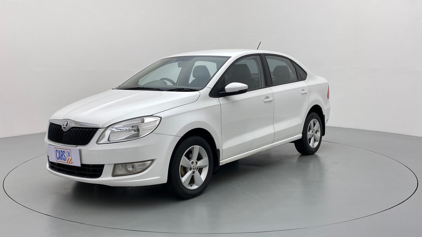 2016 Skoda Rapid 1.5 TDI AT AMBITION, Diesel, Automatic, 85,720 km, Left Front Diagonal