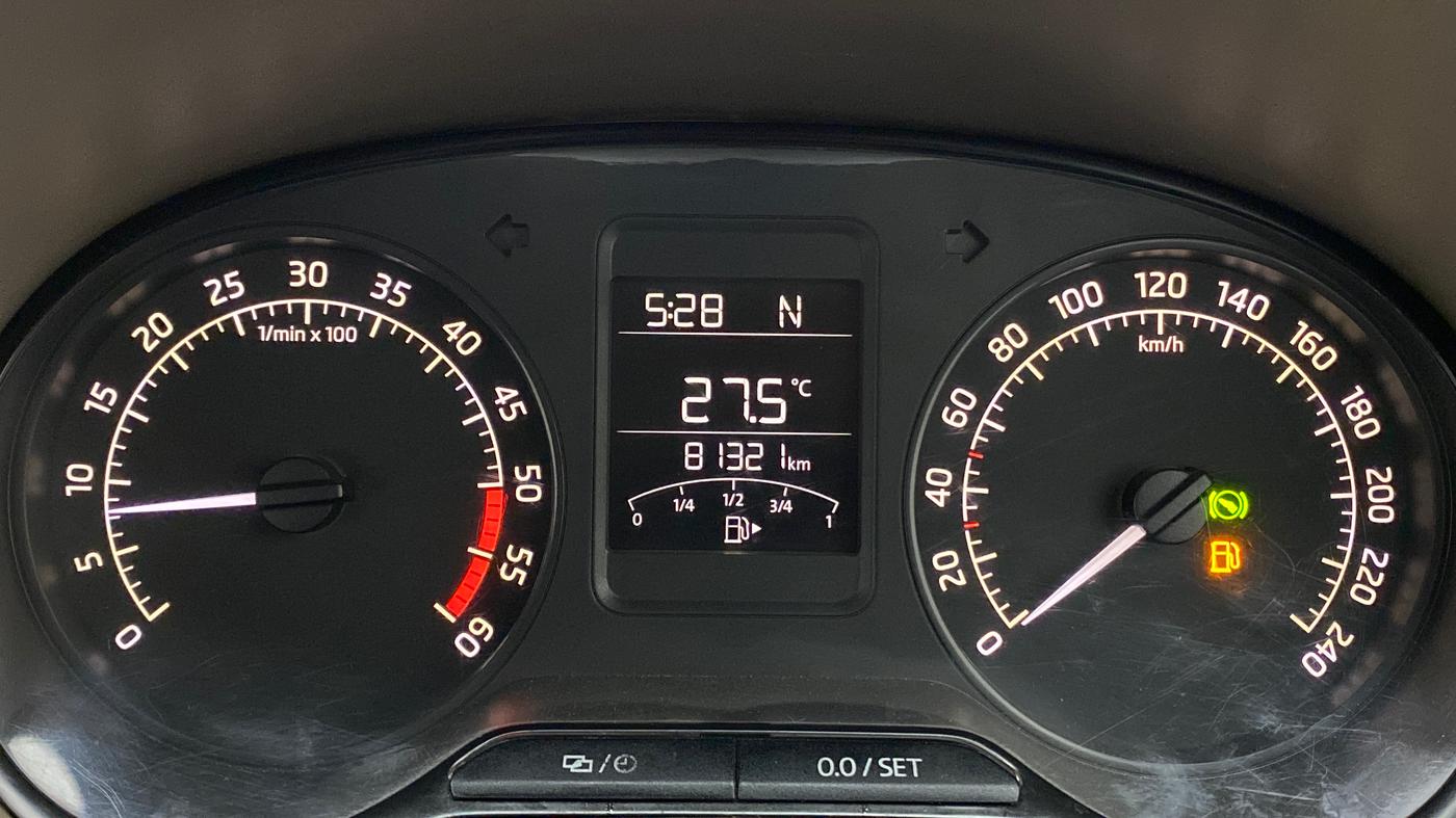 2016 Skoda Rapid 1.5 TDI AT AMBITION, Diesel, Automatic, 85,720 km, Odometer Image