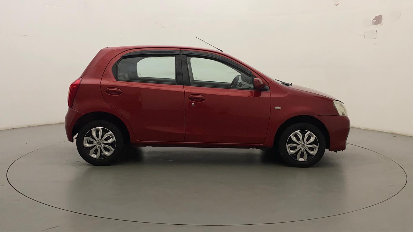 2011 Toyota Etios Liva G, Petrol, Manual, 77,595 km, Right Side