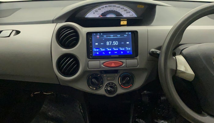 2011 Toyota Etios Liva G, Petrol, Manual, 77,595 km, Air Conditioner