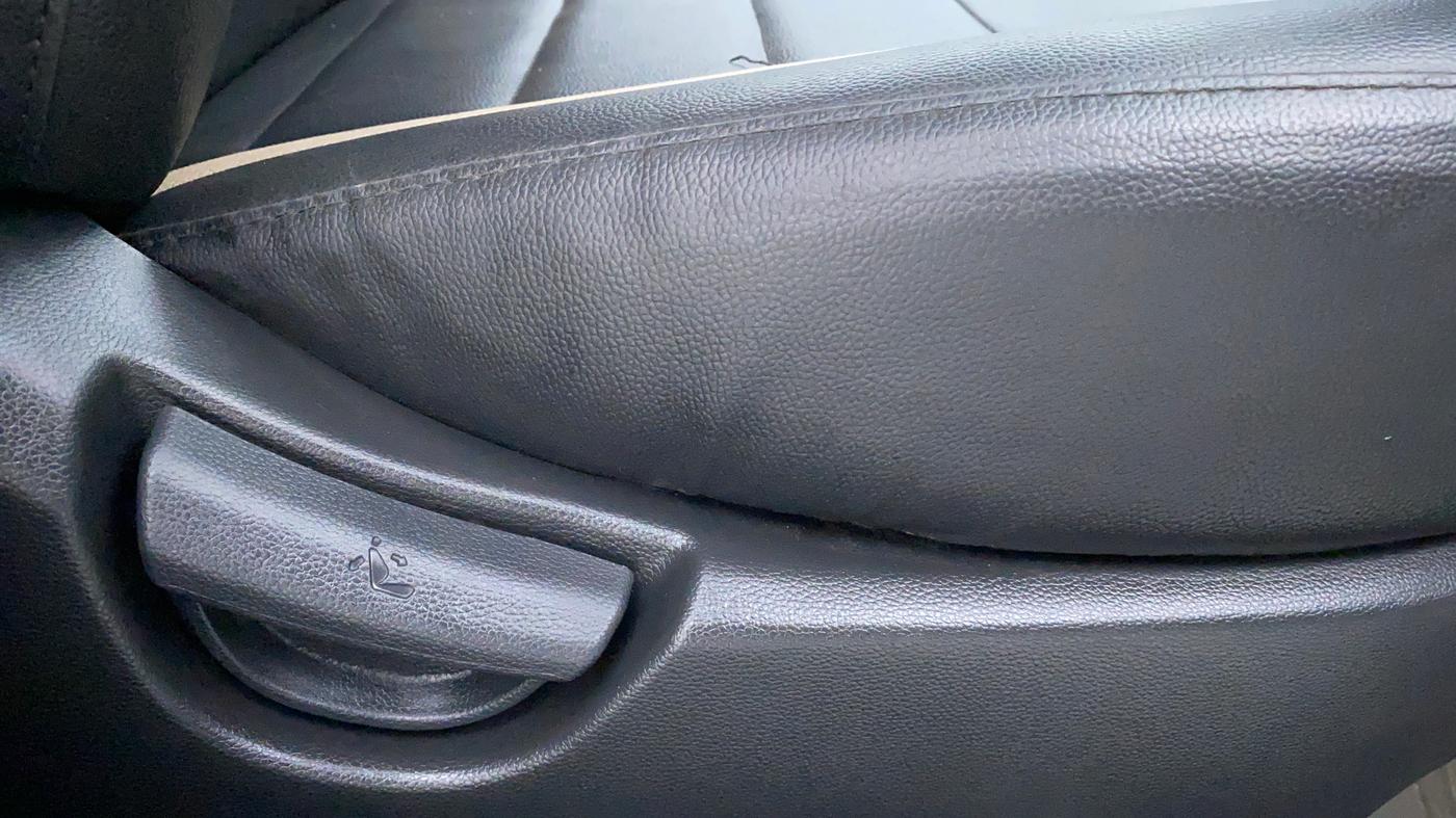 2019 Hyundai Grand i10 MAGNA 1.2 VTVT, Petrol, Manual, 12,271 km, Driver Side Adjustment Panel
