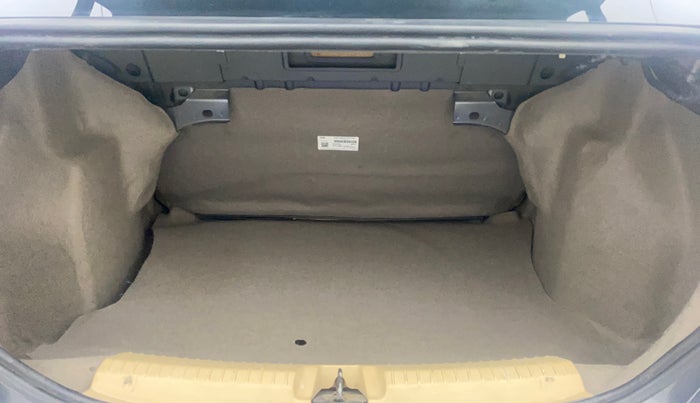 2016 Ford Figo Aspire TITANIUM 1.2 PETROL, Petrol, Manual, 43,432 km, Boot Inside