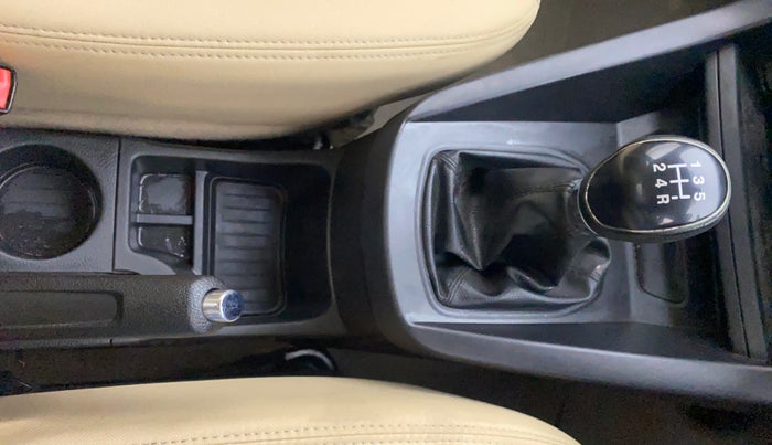 2016 Ford Figo Aspire TITANIUM 1.2 PETROL, Petrol, Manual, 43,432 km, Gear Lever