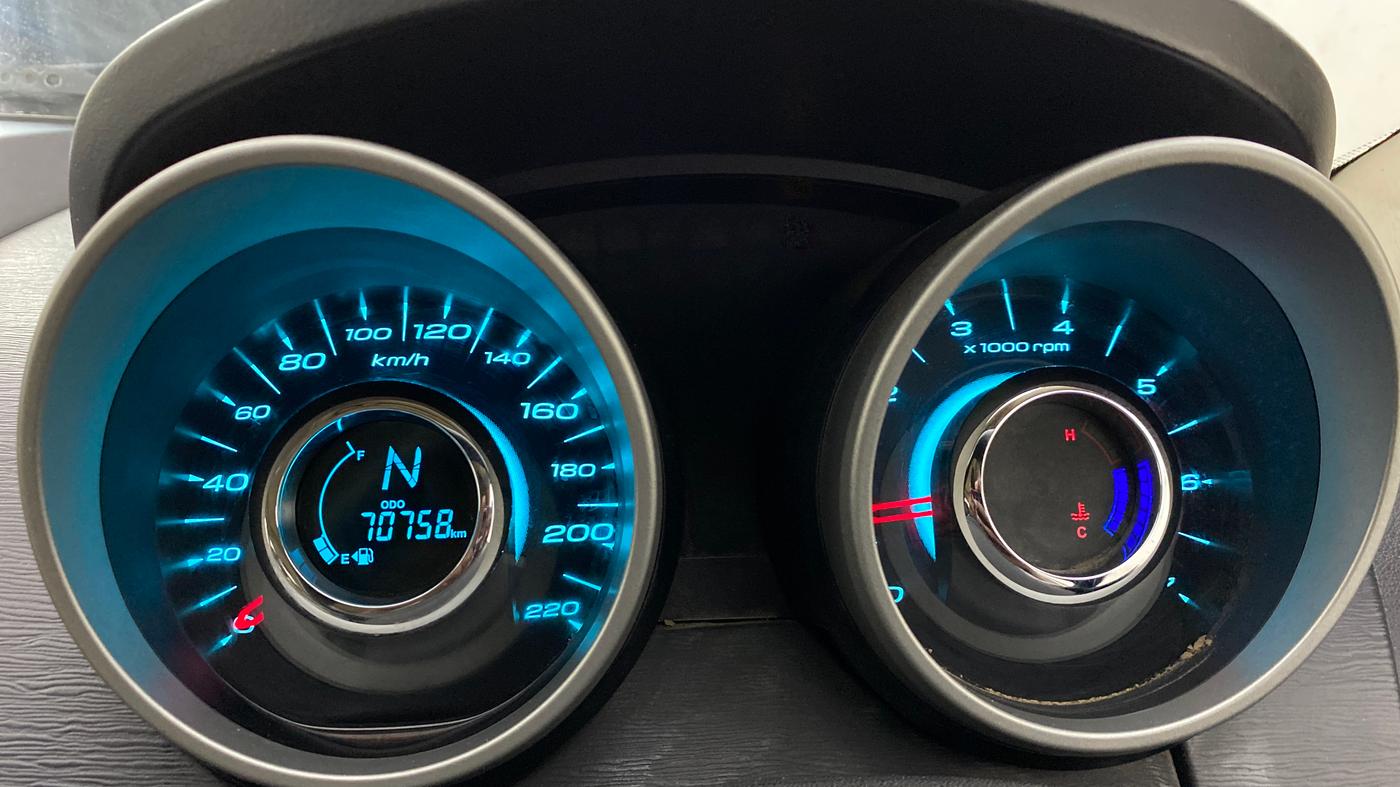 2015 Mahindra XUV500 W10, Diesel, Manual, 70,757 km, Odometer Image