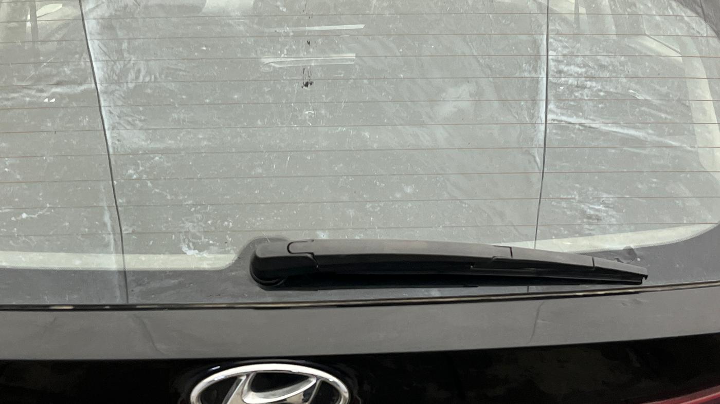 2021 Hyundai NEW I20 ASTA 1.2 AT, Petrol, Automatic, 60,200 km, Rear Wiper