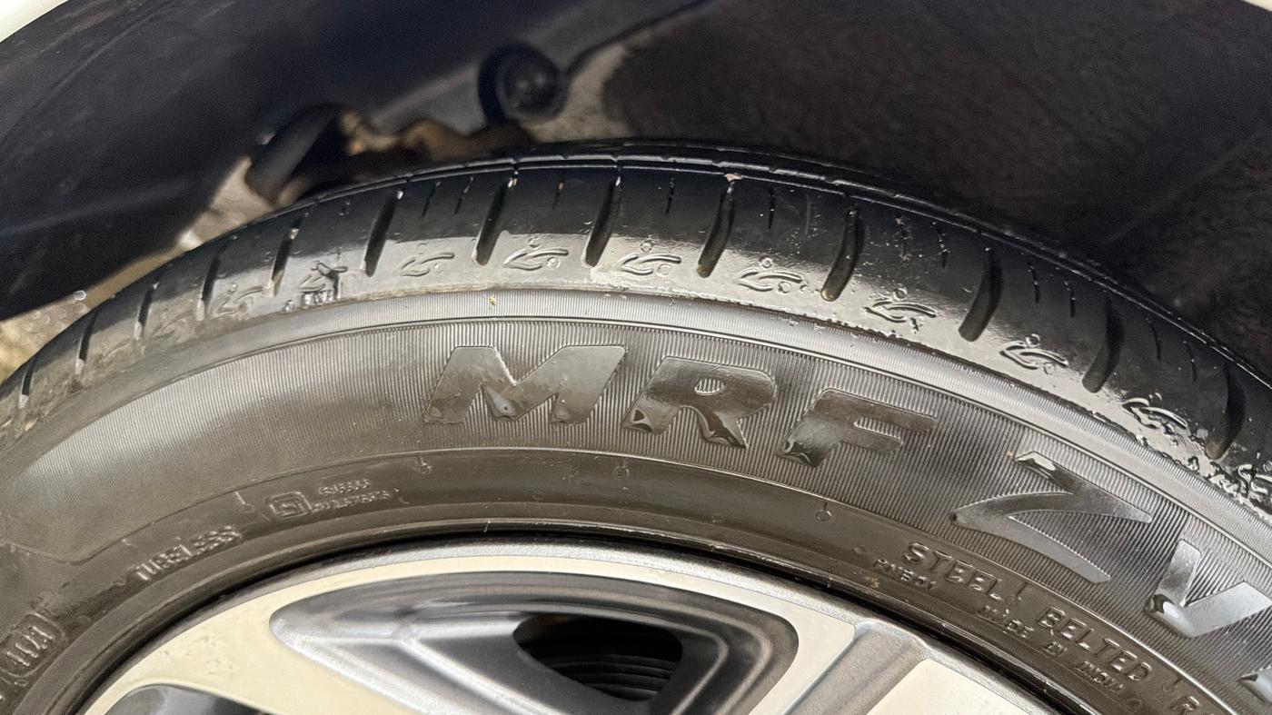 2023 Hyundai AURA SX PLUS 1.2 AMT, Petrol, Automatic, 14,929 km, Right Rear Tyre Tread