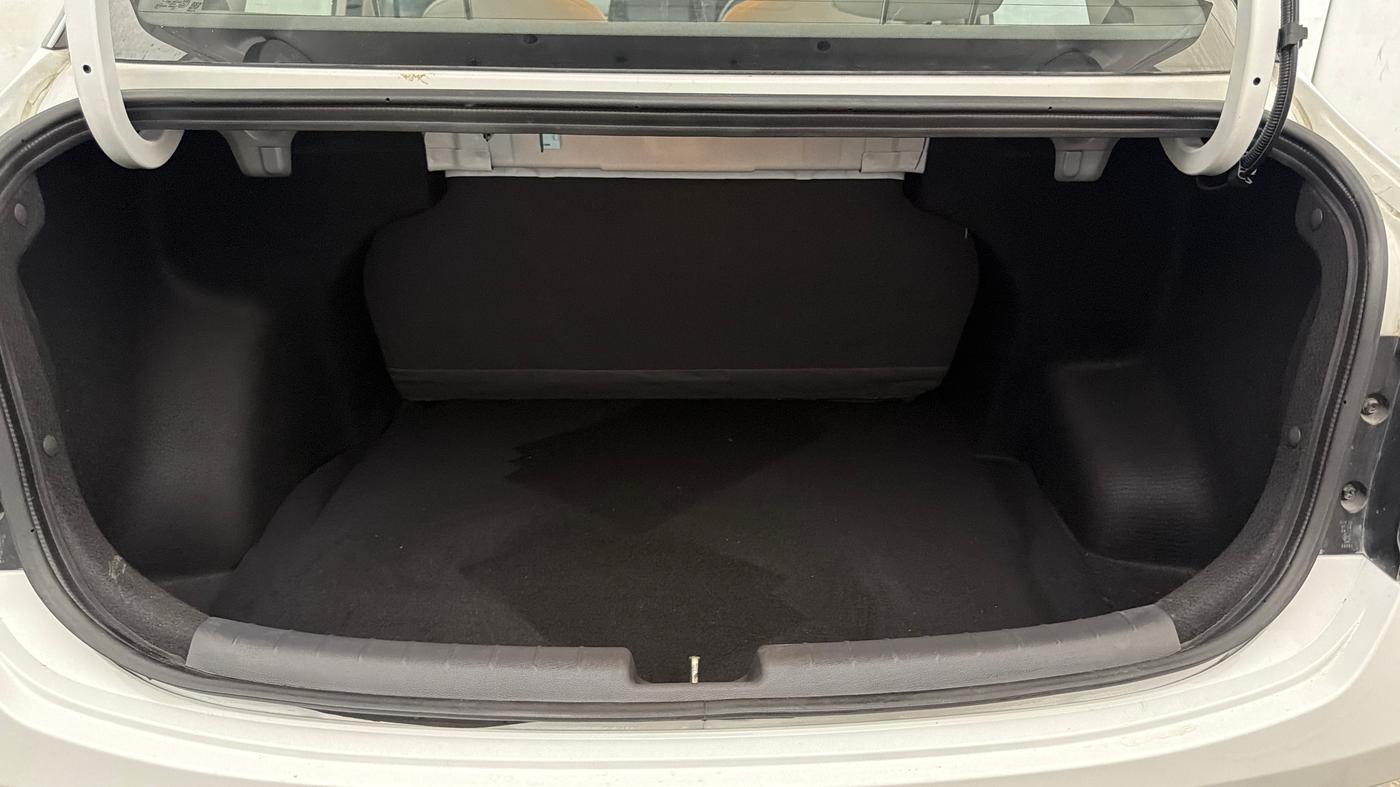 2023 Hyundai AURA SX PLUS 1.2 AMT, Petrol, Automatic, 14,929 km, Boot Inside