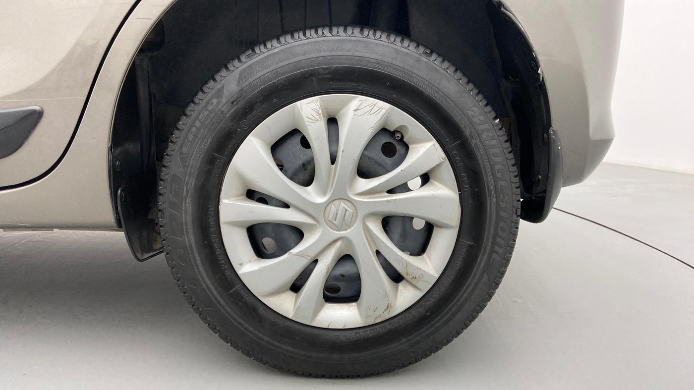2020 Maruti Swift VXI, Petrol, Manual, 60,999 km, Left Rear Wheel