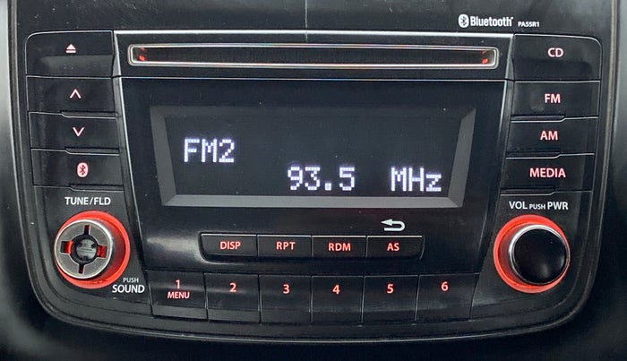 2020 Maruti Swift VXI, Petrol, Manual, 60,999 km, Infotainment System