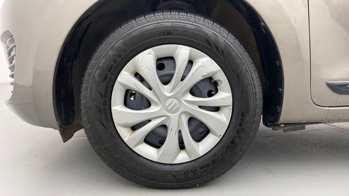 2020 Maruti Swift VXI, Petrol, Manual, 60,999 km, Left Front Wheel