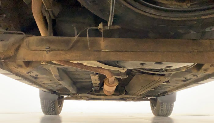 2015 Renault Duster RXE PETROL, Petrol, Manual, 67,363 km, Rear Underbody