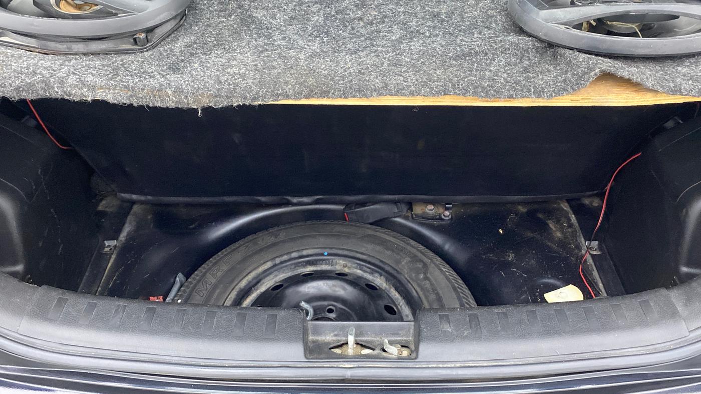 2012 Maruti Swift VDI, Diesel, Manual, 1,15,003 km, Boot Inside