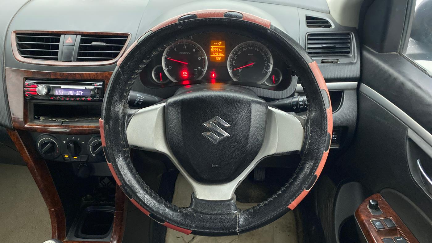 2012 Maruti Swift VDI, Diesel, Manual, 1,15,003 km, Steering Wheel Close Up