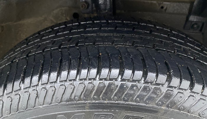 2012 Maruti Swift VDI, Diesel, Manual, 1,15,003 km, Right Front Tyre Tread