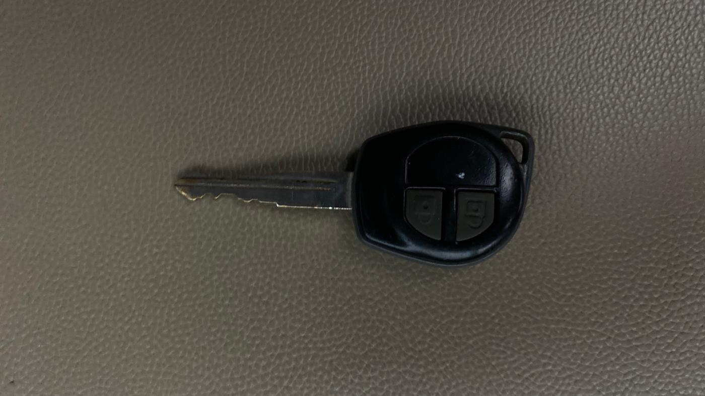 2017 Maruti Swift Dzire VXI, Petrol, Manual, 51,472 km, Key Close Up