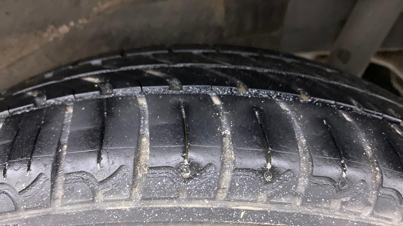 2012 Maruti Wagon R 1.0 VXI, Petrol, Manual, 66,001 km, Left Rear Tyre Tread