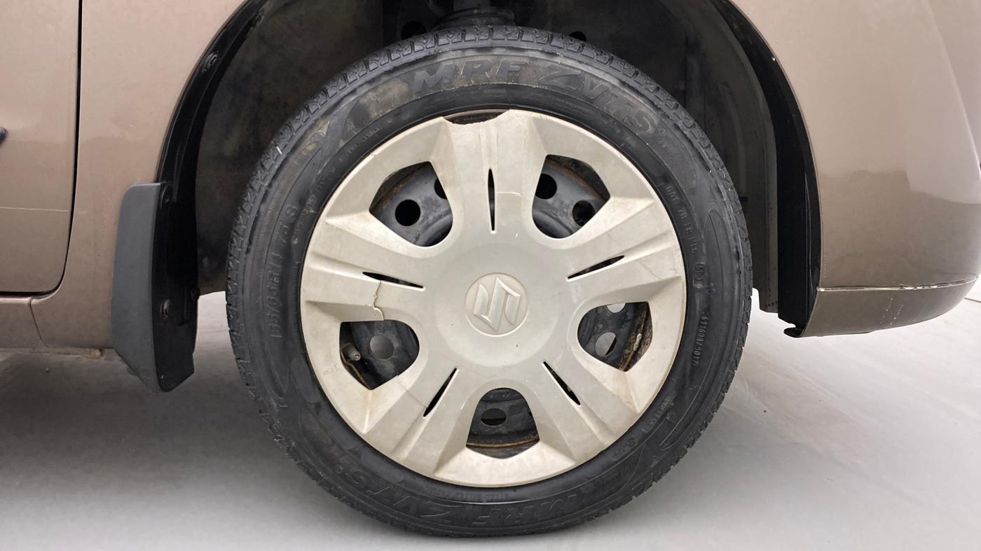 2012 Maruti Wagon R 1.0 VXI, Petrol, Manual, 66,001 km, Right Front Wheel
