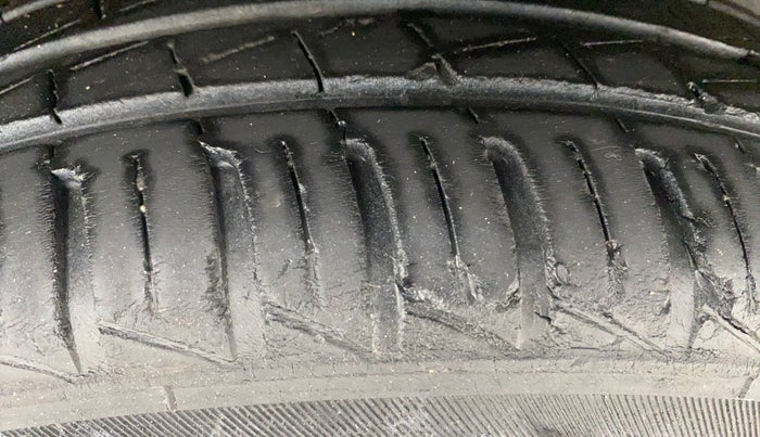 2019 Hyundai NEW SANTRO MAGNA AMT, Petrol, Automatic, 25,771 km, Right Rear Tyre Tread