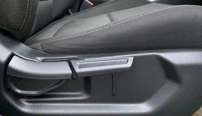 2020 Hyundai VENUE 1.0 TURBO GDI SX+ AT, Petrol, Automatic, 10,127 km, Driver Side Adjustment Panel
