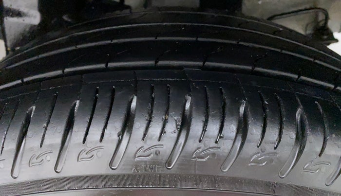 2020 Hyundai VENUE 1.0 TURBO GDI SX+ AT, Petrol, Automatic, 10,127 km, Right Rear Tyre Tread