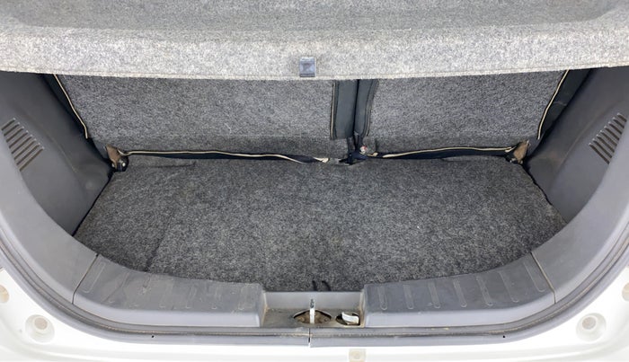 2011 Maruti Wagon R 1.0 VXI, Petrol, Manual, 33,528 km, Boot Inside