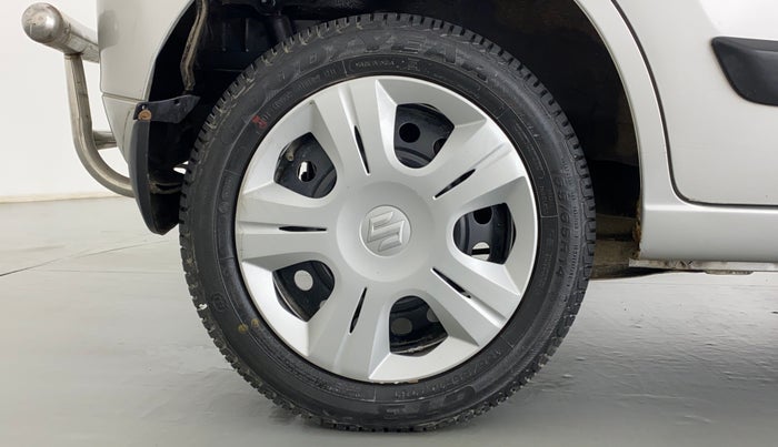 2011 Maruti Wagon R 1.0 VXI, Petrol, Manual, 33,528 km, Right Rear Wheel