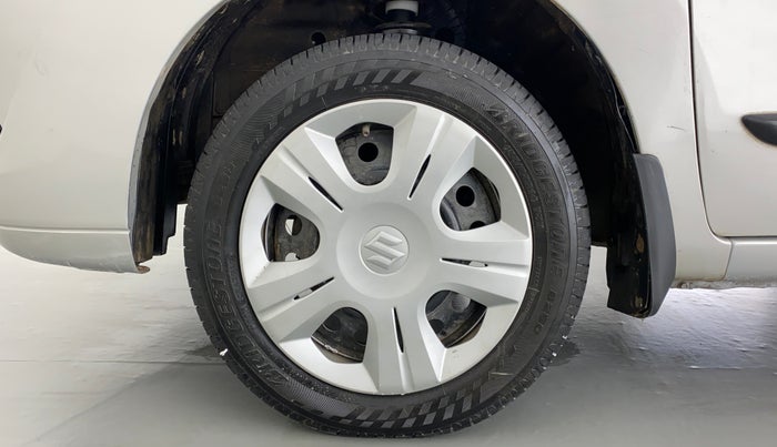 2011 Maruti Wagon R 1.0 VXI, Petrol, Manual, 33,528 km, Front passenger door - Slightly dented