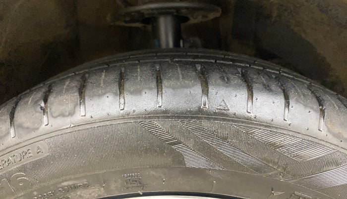 2023 Toyota Glanza G, Petrol, Manual, 57,074 km, Right Front Tyre Tread