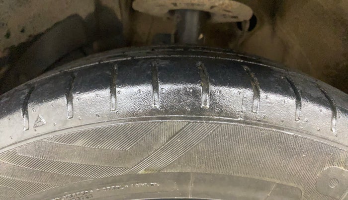 2023 Toyota Glanza G, Petrol, Manual, 57,074 km, Left Front Tyre Tread