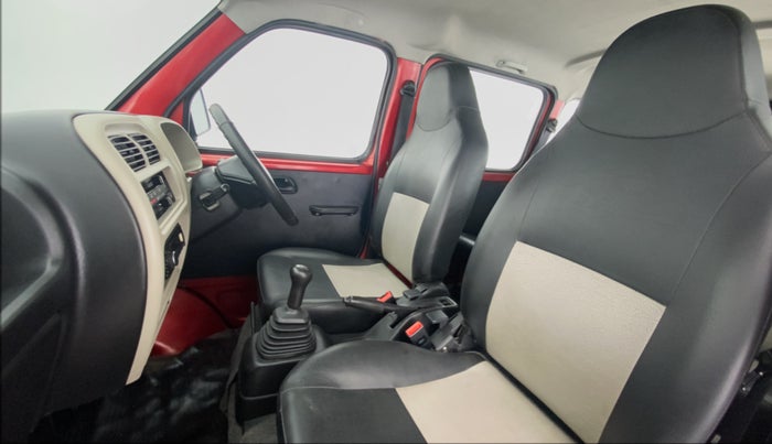 2017 Maruti Eeco 5 STR WITH AC PLUSHTR, Petrol, Manual, 32,564 km, Right Side Front Door Cabin