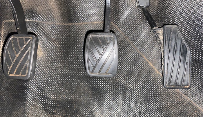 2022 Maruti Swift ZXI, Petrol, Manual, 71,612 km, Pedals