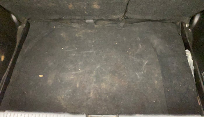 2022 Maruti Swift ZXI, Petrol, Manual, 71,612 km, Boot Inside