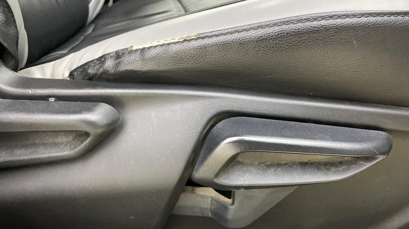 2021 Tata NEXON XZA PLUS PETROL, Petrol, Automatic, 66,328 km, Driver Side Adjustment Panel
