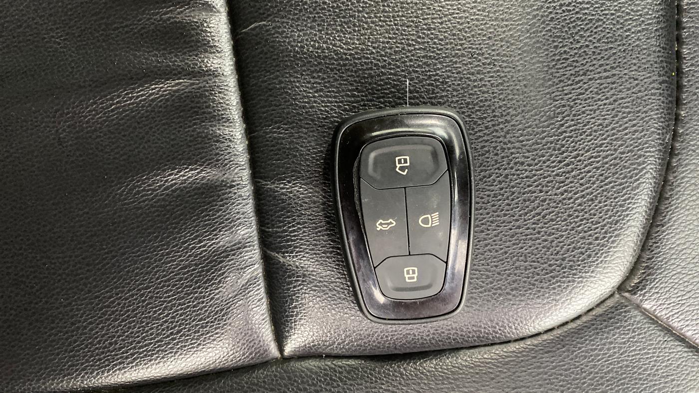 2021 Tata NEXON XZA PLUS PETROL, Petrol, Automatic, 66,328 km, Key Close Up