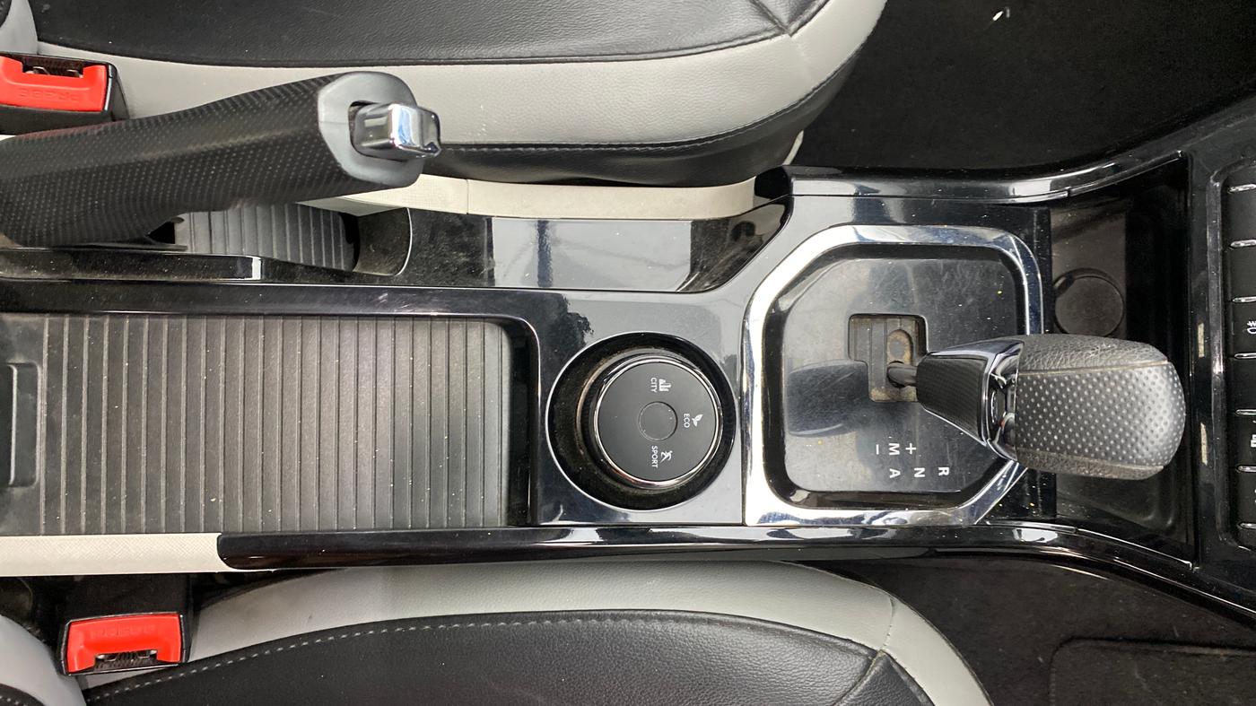 2021 Tata NEXON XZA PLUS PETROL, Petrol, Automatic, 66,328 km, Gear Lever