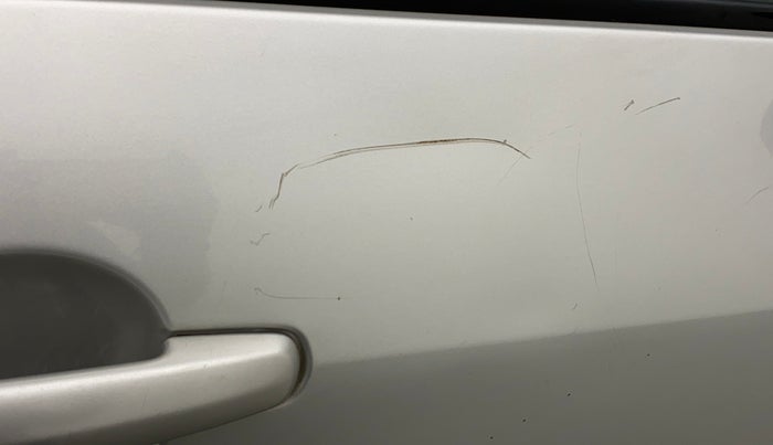 2013 Maruti Swift Dzire VXI, Petrol, Manual, 86,391 km, Driver-side door - Slightly rusted