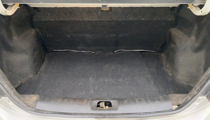 2013 Maruti Swift Dzire VXI, Petrol, Manual, 86,391 km, Boot Inside