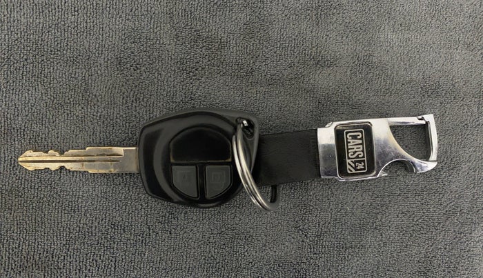 2013 Maruti Swift Dzire VXI, Petrol, Manual, 86,391 km, Key Close Up