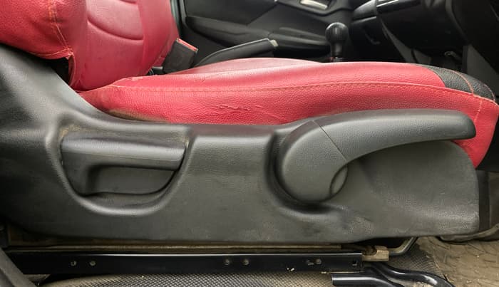 2017 Honda Jazz 1.2L I-VTEC VX, Petrol, Manual, 1,16,545 km, Driver Side Adjustment Panel