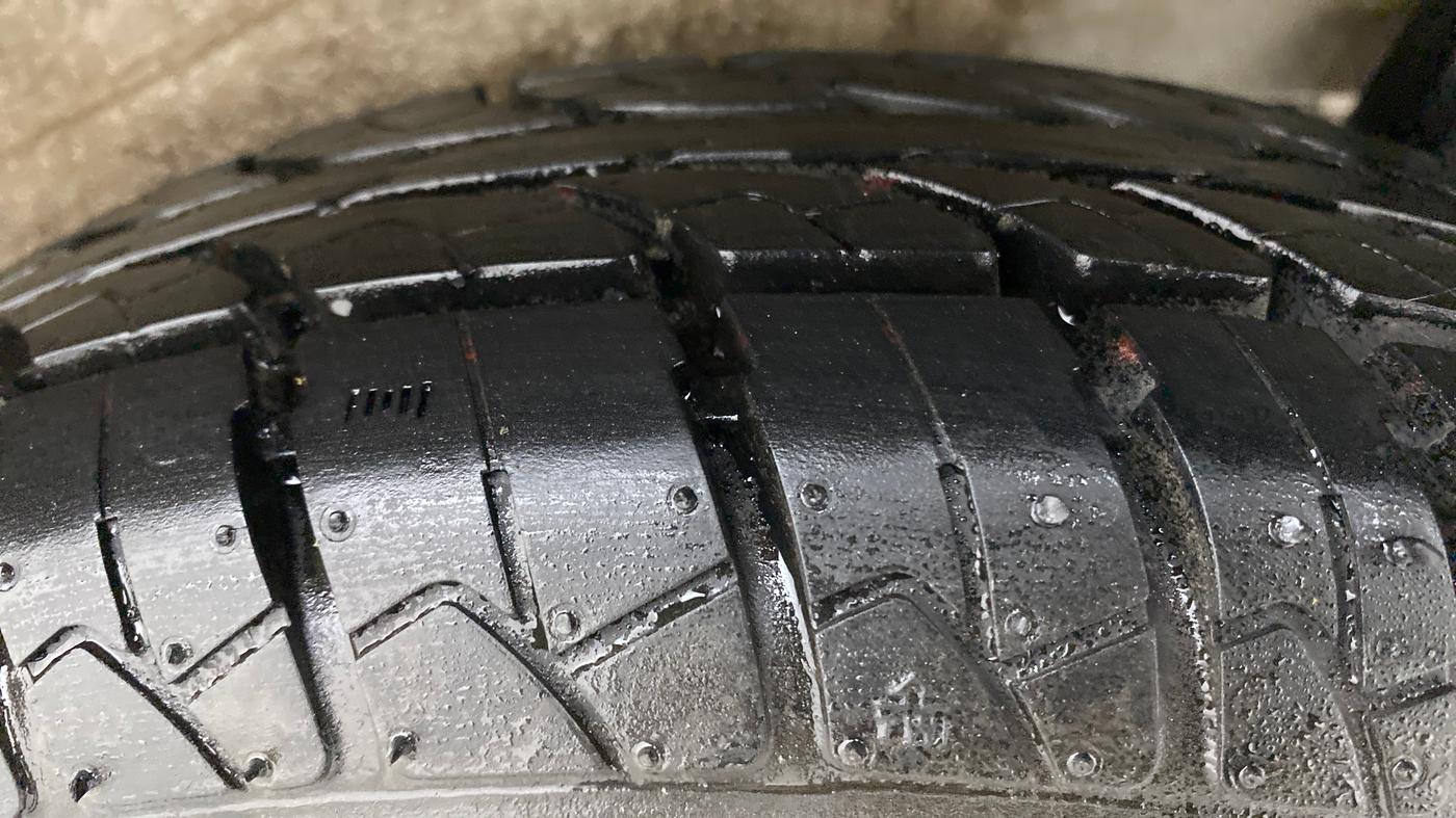 2016 Maruti Wagon R 1.0 LXI CNG, CNG, Manual, 17,428 km, Left Rear Tyre Tread