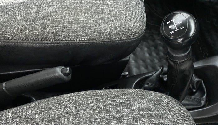 2016 Maruti Wagon R 1.0 LXI CNG, CNG, Manual, 17,428 km, Gear Lever