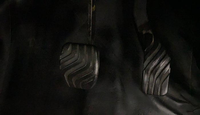 2021 Renault Kwid RXT 1.0 AMT (O), Petrol, Automatic, 21,790 km, Pedals