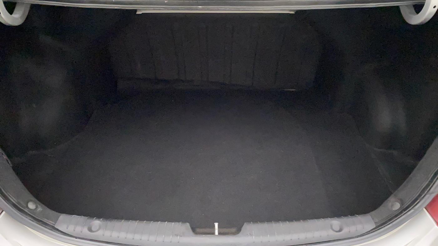 2016 Hyundai Verna 1.6 VTVT SX AT, Petrol, Automatic, 25,283 km, Boot Inside