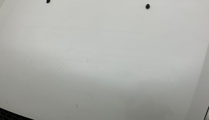 2010 Maruti Swift LXI, Petrol, Manual, 47,806 km, Bonnet (hood) - Minor scratches