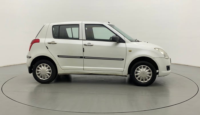 2010 Maruti Swift LXI, Petrol, Manual, 47,806 km, Right Side View
