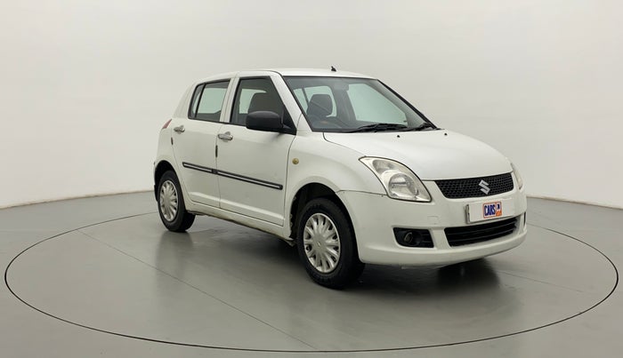 2010 Maruti Swift LXI, Petrol, Manual, 47,806 km, Right Front Diagonal