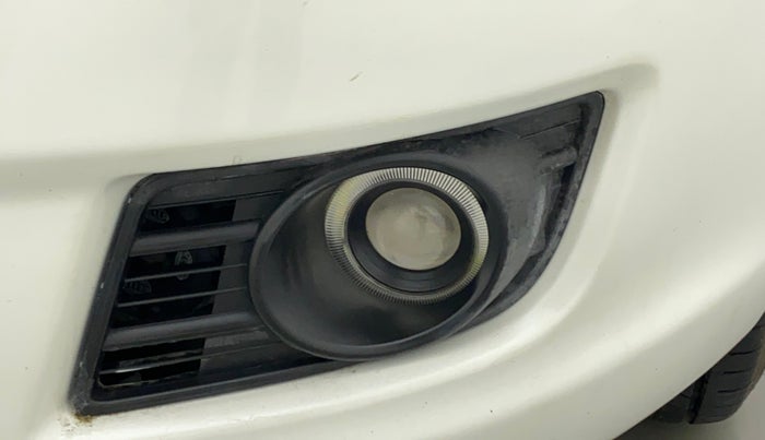 2010 Maruti Swift LXI, Petrol, Manual, 47,806 km, Left fog light - Not working